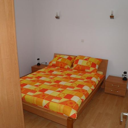 Apartmani Galeb Biograd Na Moru Exterior foto