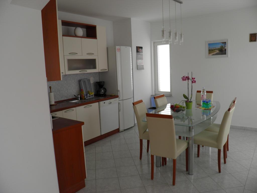 Apartmani Galeb Biograd Na Moru Exterior foto